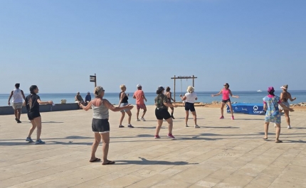 Fitness com Alma: Micheline Raquel transforma Aula Aberta numa Festa de Alegria e Bem-Estar em Quarteira Quarteira