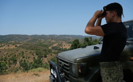 Floresta vigiada, comunidade protegida | PATRULHAS DO EXÉRCITO REFORÇAM SEGURANÇA NA SERRA DE SÃO BRÁS DE ALPORTEL