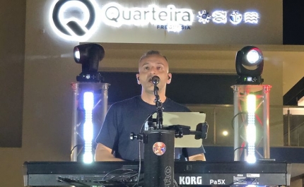 Rei dos bailes Ruben Filipe reina no Mar de Música em Quarteira 