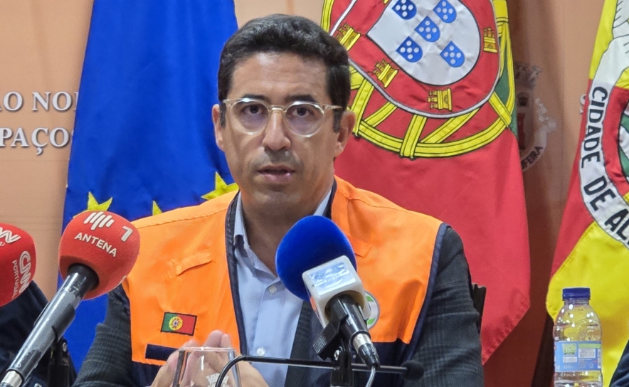 Presidente da CM Albufeira: Rui Cristina